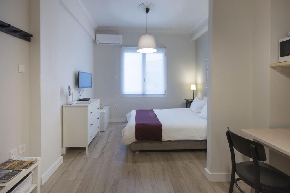 אתונה Artemis Apartment @ Plaka מראה חיצוני תמונה